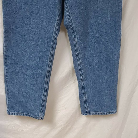 L.L. Bean Women's ORIGINAL/RELAXED FIT Jeans - Blue - Picture 6 of 9